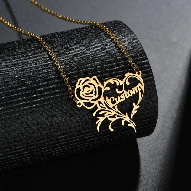 Custom Name Rose Heart Charm N - Birth Flower Necklace 评论和价格